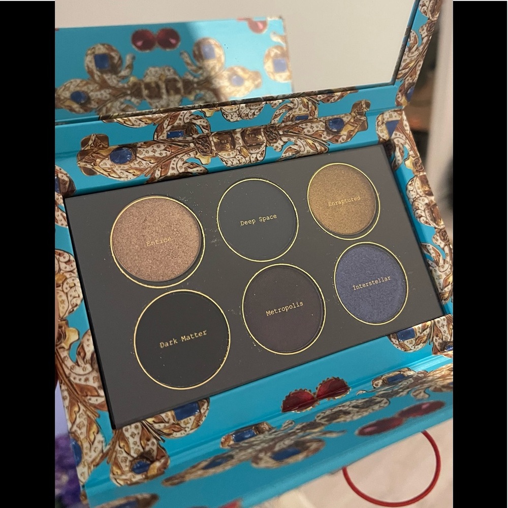 PAT McGRATH LABS